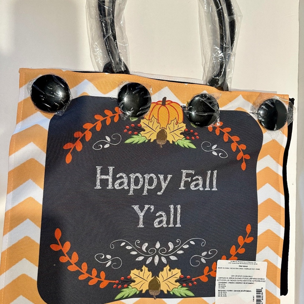 Manual Woodworkers & Weavers Button It Up Tote bag with Removable Fall Cover